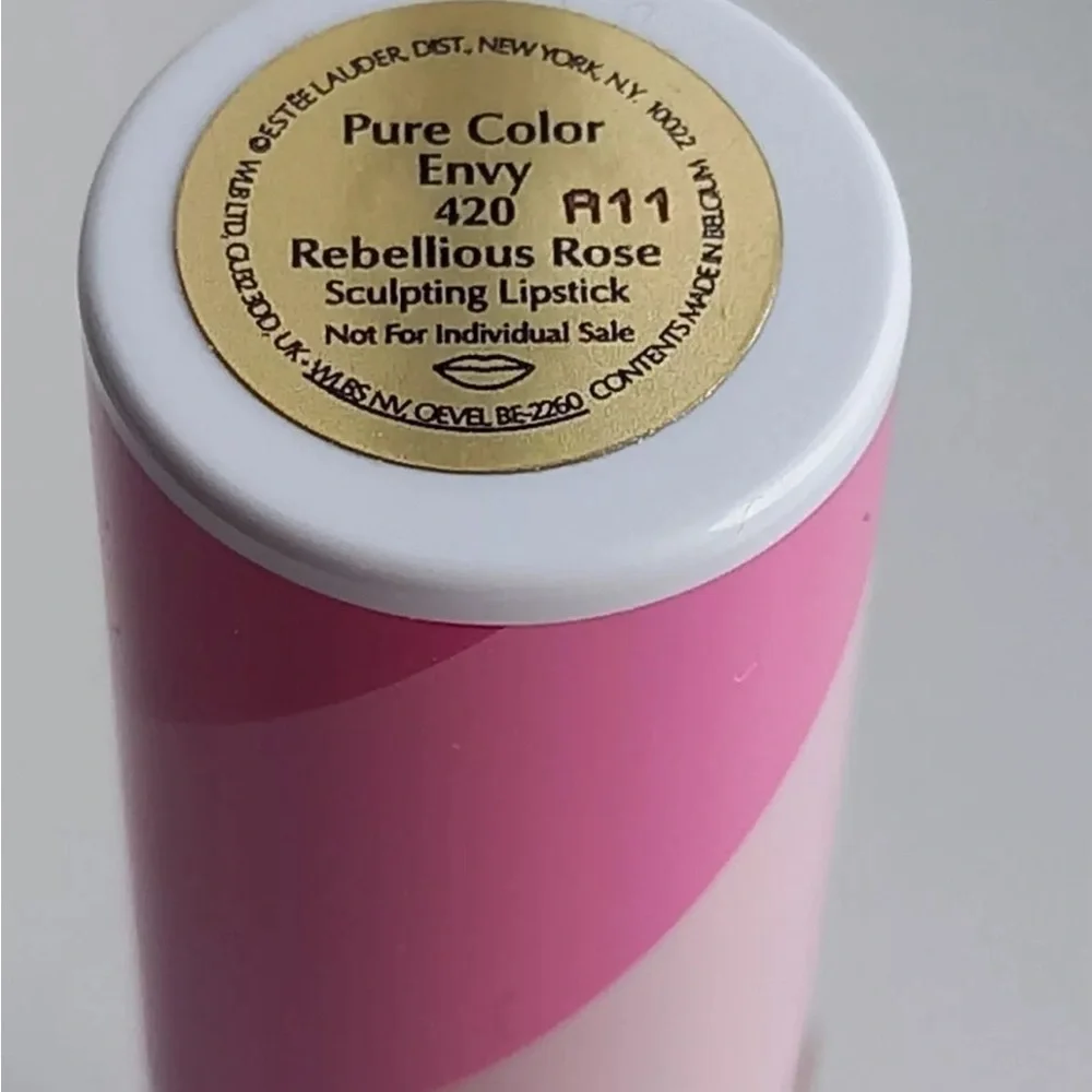 Estee Lauder Pure Color Rebellious Rose Lipstick 420 Limited Edition Pink Tube